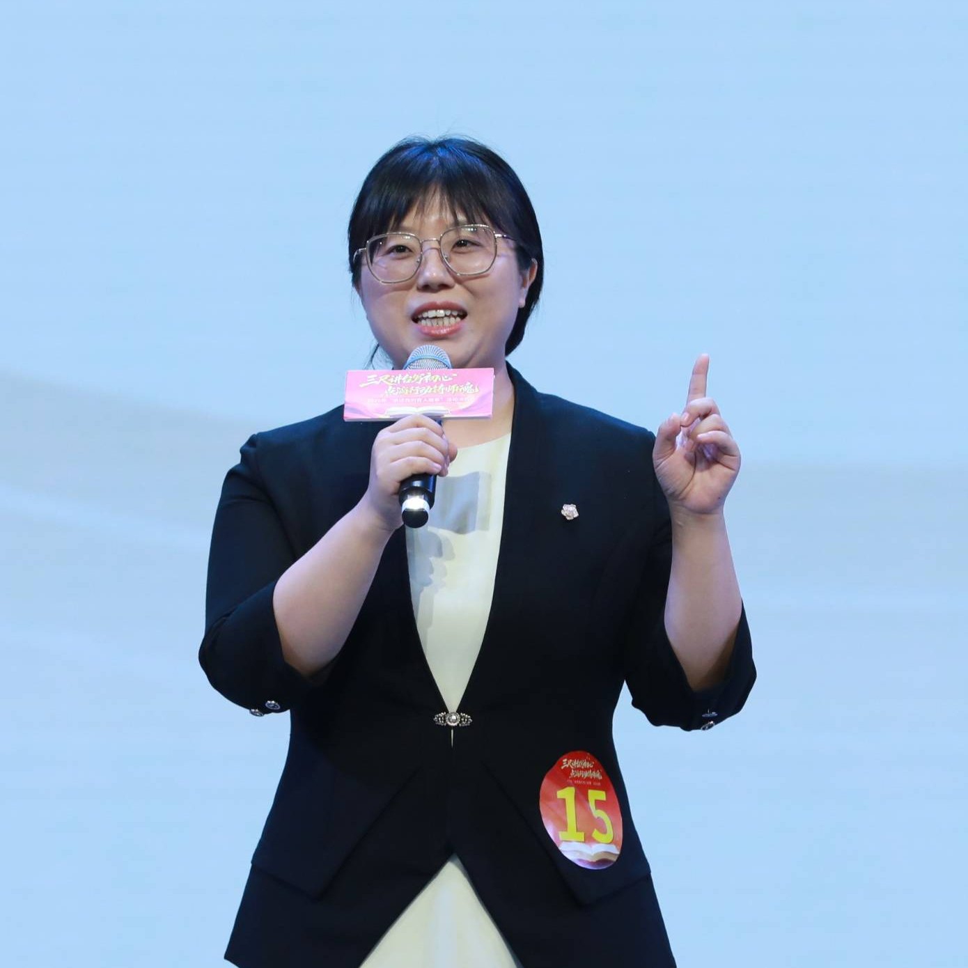 她把体育素养当作一份凭良心的事业